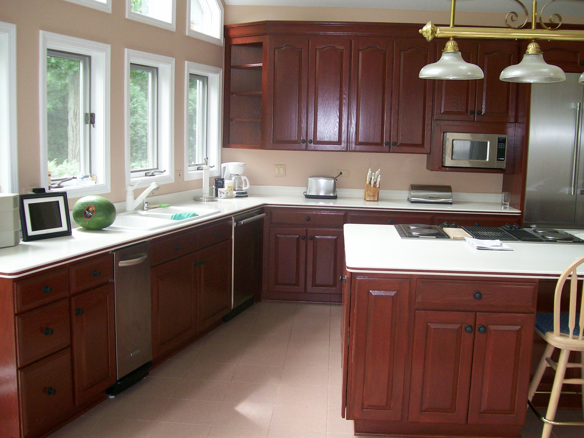 Decorative Finishing Alternatives For Cabinet Refinishing